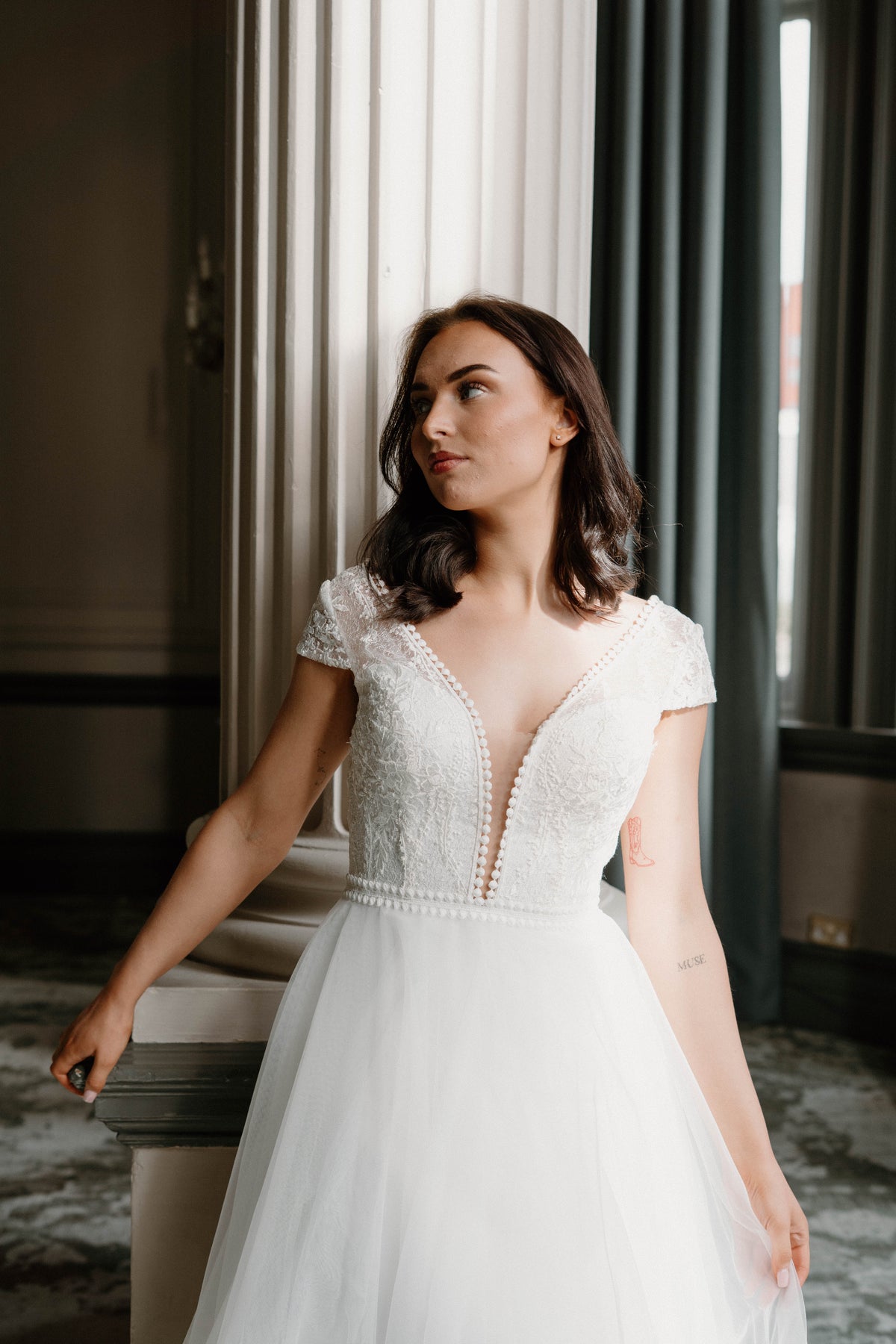 ANNALISE - DAKOTA