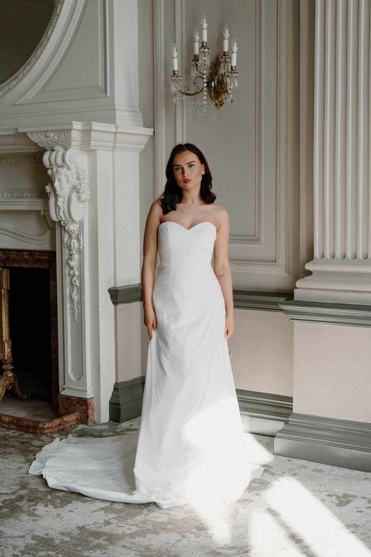 ANNALISE - LONDON